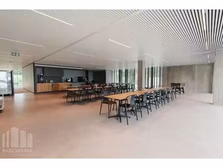 bureaux à louer à kapellestraat 130-144 oostkamp (rbw62834)