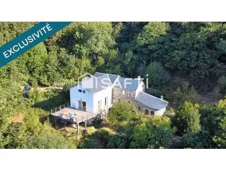 bien immobilier de caractère sur terrain de 2200m²