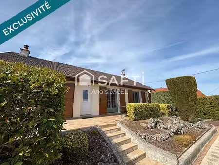 pavillon familiale avec 3 chambres  sous-sol complet et terrasses