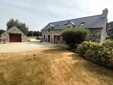maison rénovée avec goût sans vis à vis