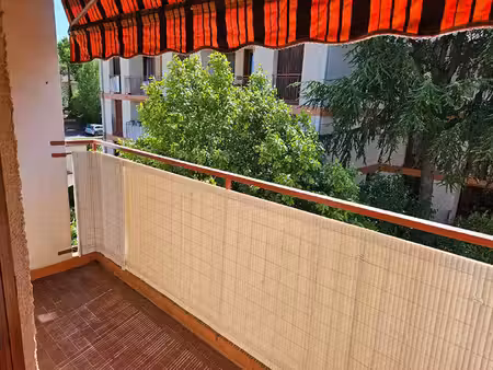 location appartement 3 pièces 76 m² à aix-en-provence (13290)