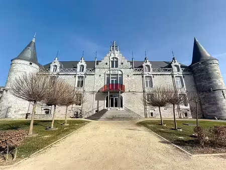 appartement à louer à rue du château 17 seilles (vbe54095)