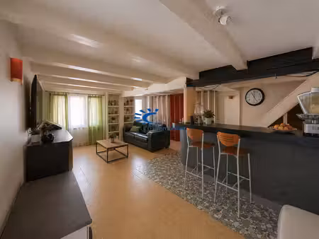 la rochelle maison a renover 85 m² 2 chambres