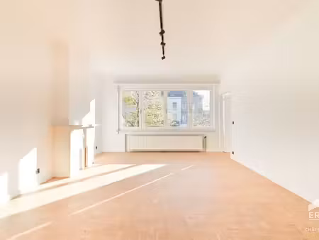 appartement à louer à ixelles € 1.290 (lqupx) - era châtelain (ixelles) | zimmo
