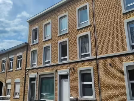 appartement triplex à rénover (fort potentiel)