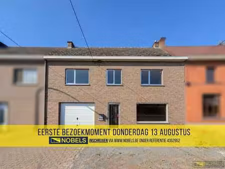 te koop  te renoveren gezinswoning met 4 slaapkamers  inp...