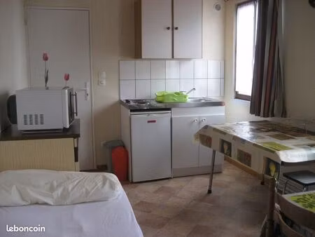 studio meublé