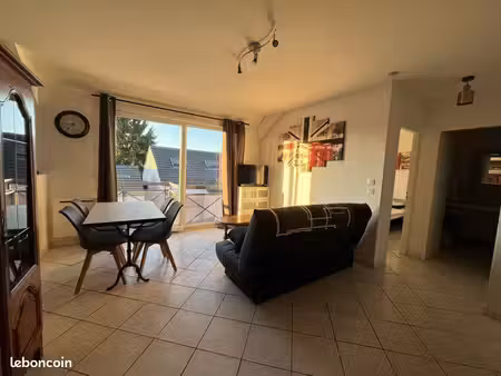 ? f2 meublé 40 m² entièrement rénové en 2025 – balcon – parking – illange