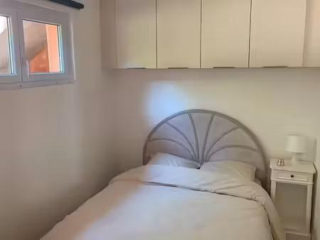 studio 18m2 quartier notre dame (eau  élec  internet inclus)