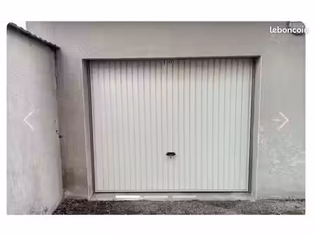 cherche garage à louer