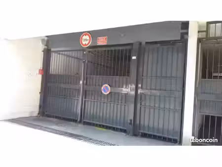 a louer parking proche métro aubervilliers 4 chemins pantin