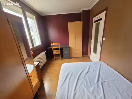 chambre dans maison calme au mans