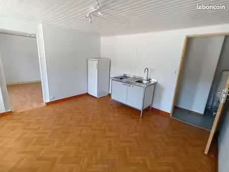 maison t3 t2 bis avec terrasse