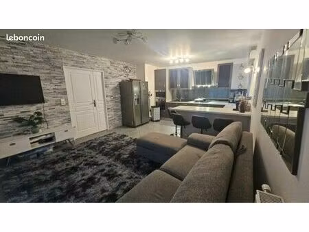 ? location t3 meublé neuf 63m² rdj + garage haut de gamme - 69120 ?