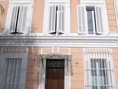 location appartement 1 pièce 24 m² à sanary-sur-mer (83110)
