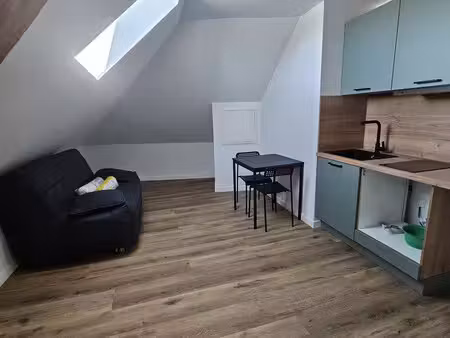à louer – studio entièrement rénové avec climatisation ré
