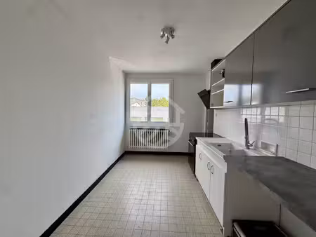 valence - chateauvert : t3 - balcon - cave - garage - parkin