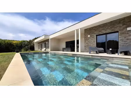 superbe villa contemporaine  plain-pied  piscine