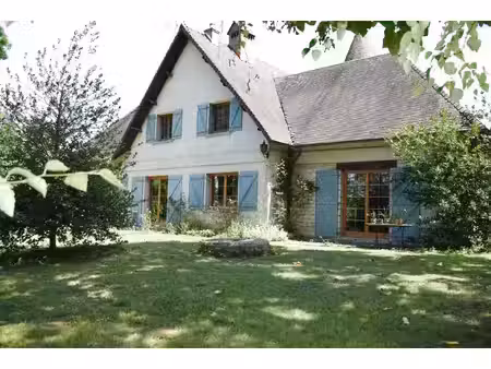 jura propriete d'exception sur 18154 m2 de terrain