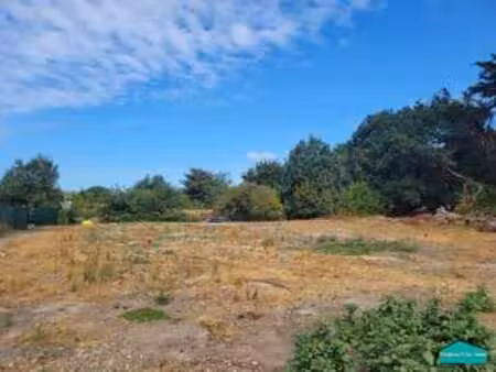 vente terrain à villeneuve-en-retz (44580) : à vendre / 555m² villeneuve-en-retz