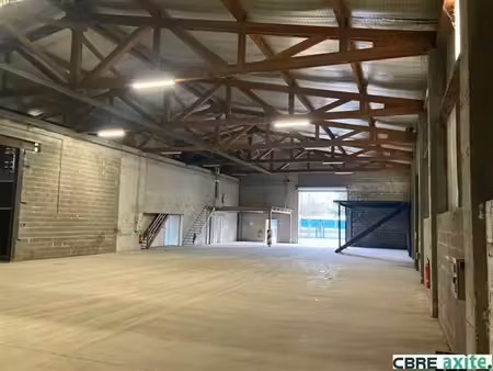 location local d'activités voreppe 1 320 m²