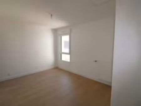 location appartement 3 pièces meublé à pordic (22590) : à louer 3 pièces meublé / 84m² por