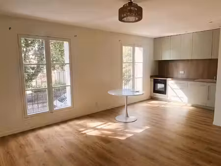appartement 2 pièces 42 m² à louer venelles 13770 ? | era immobilier