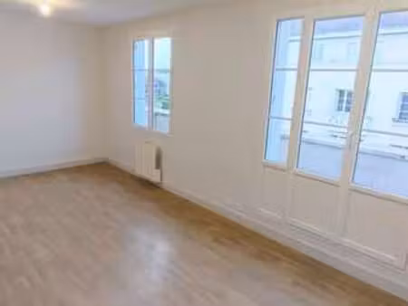 location appartement 3 pièces à caen (14000) : à louer 3 pièces / 53m² caen