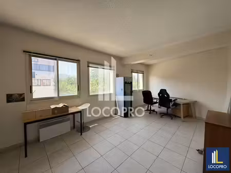 vente bureaux 258 m²