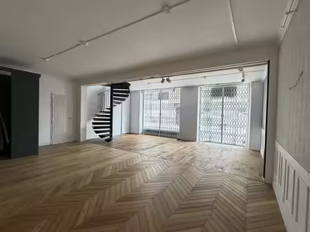 location commerce reims 51100 85m²