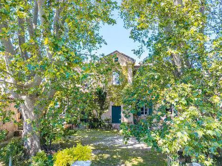 maison bourgeoise en plein coeur de village