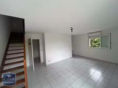appartement à louer 2 pièces 50.95 m² - hennebont (56) - 532€