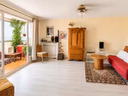 vente appartement 4 pièces 89m2 toulon 83000 - 239000 € - surface privée