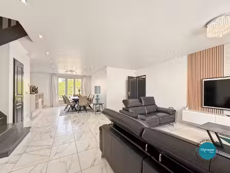 vente maison 6 pièces  155.00m²  ormoy
