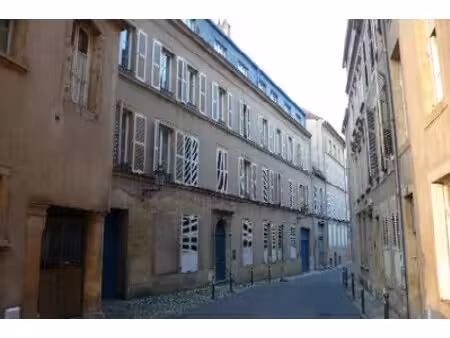 à louer appartement 16 m² – 385 € |metz-centre-ville