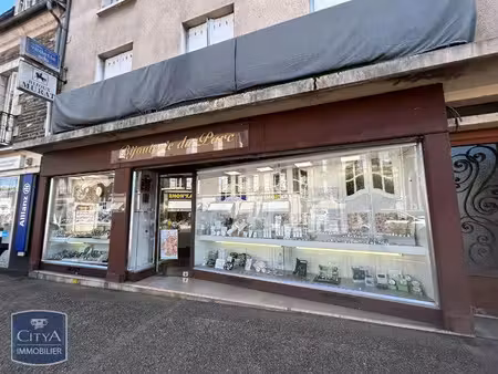local commercial à louer 45.6 m² - objat (19) - 750€