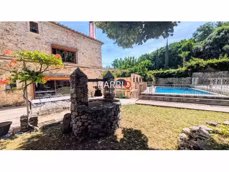 maison de caractère avec piscine et appartement indépendant