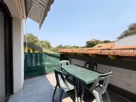 appartement 3 pièces + mezzanine à 300 m plage de nauzan