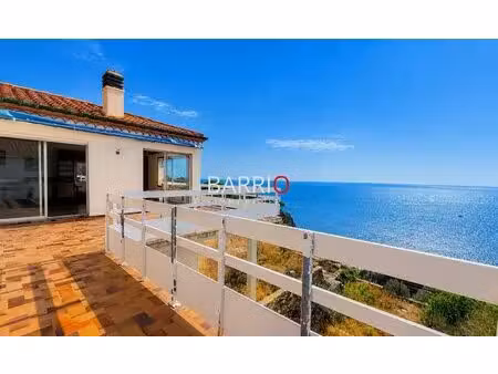 cerbère villa 4 faces avec vue mer panoramique