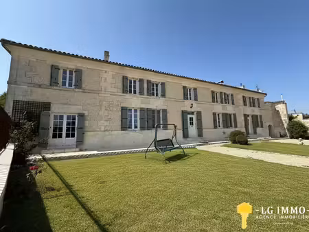 propriété charentaise au charme intemporel