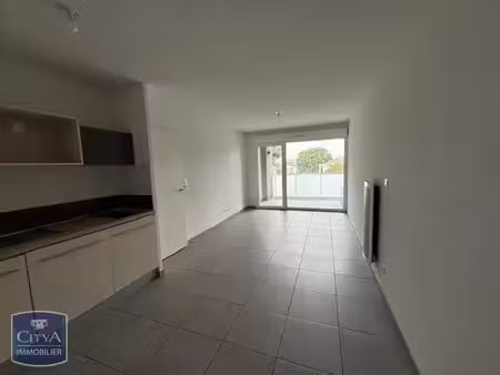 appartement à louer 2 pièces 44.14 m² - sète (34) - 614€