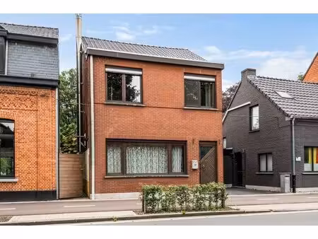 huis te koop in kapellen met 2 slaapkamers
