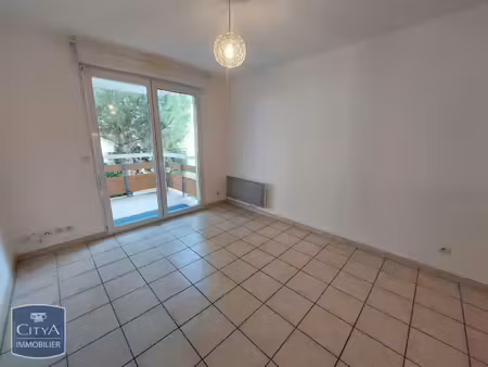 appartement à louer 2 pièces 32.65 m² - clermont-l'hérault (34) - 570€