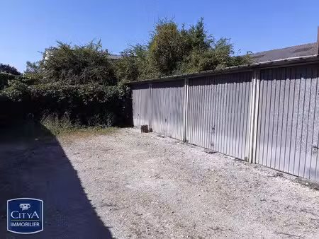 parking à louer 12 m² - brive-la-gaillarde (19) - 40€
