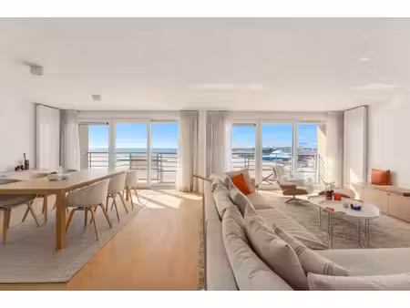 appartement te koop in zeebrugge met 3 slaapkamers