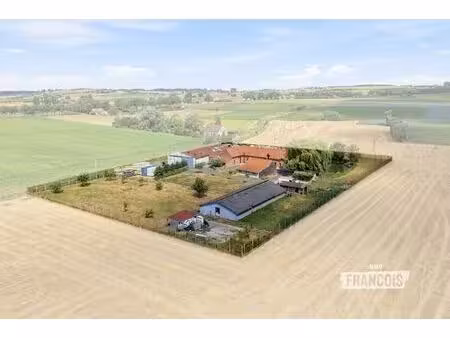 huis te koop in heuvelland met 2 slaapkamers