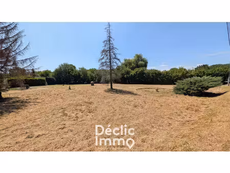 vente terrain 20000 m² la couronne (16400)