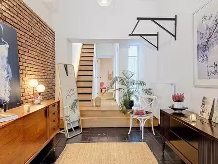 appartement à louer avec terrasse et 2 chambres   uccle (vbe54105)