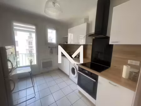 location appartement 2 pièces 52 m² à grenoble (38100)
