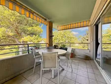 t4 86m² terrasse sud dernier etage garage
